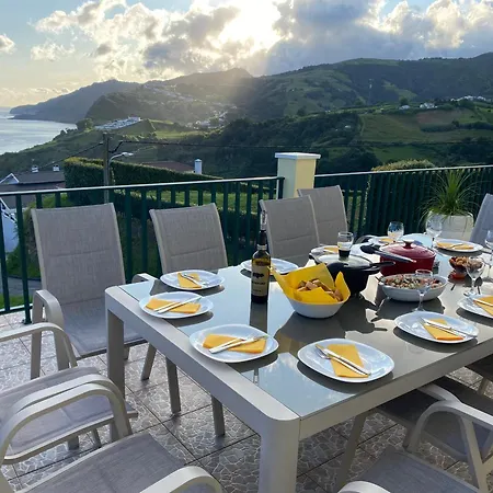 Homestay Vista Do Topo *